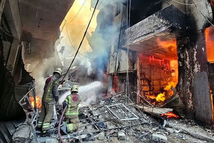 সংঘর্ষবিরতি আলোচনার মাঝেই লেবাননে ইসরায়েলের হামলা অব্যাহত