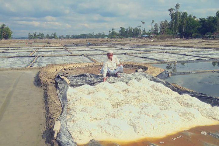 লবণ উৎপাদন: চলতি মৌসুমে টার্গেট ২৬ লাখ ১০ হাজার মেট্রিক টন