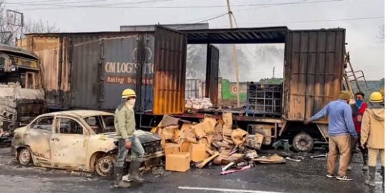 রাজস্থানে সড়ক দুর্ঘটনায় নিহত বেড়ে ১৪