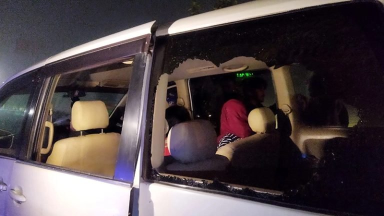 বৈষম্যবিরোধী ছাত্র আন্দোলনের সমন্বয়কদের গাড়িবহরে হামলা