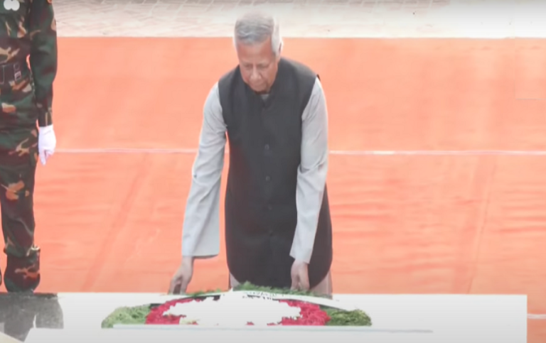 শহীদ বুদ্ধিজীবীদের প্রতি রাষ্ট্রপতি-প্রধান উপদেষ্টার শ্রদ্ধা