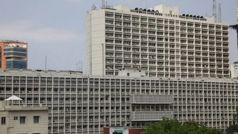 সচিবালয়ে সাংবাদিকসহ সব অস্থায়ী প্রবেশ পাস বাতিল