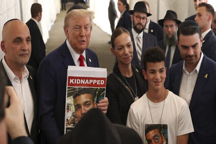 জিম্মিদের মুক্তি না দিলে কঠোর পরিণতির হুঁশিয়ারি ট্রাম্পের