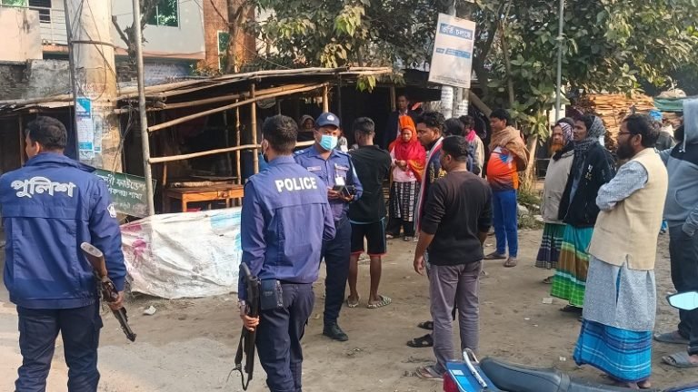 মানিকগঞ্জে দুই ব্যক্তির মরদেহ উদ্ধার