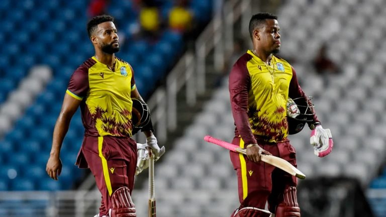 সিরিজে ১-০ তে এগিয়ে গেলো ক্যারিবিয়ানরা