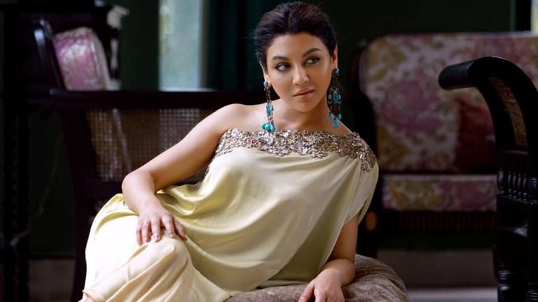 প্রথমবার ওয়েব সিরিজে জয়া