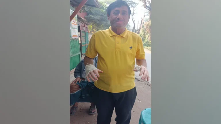 প্রবাসী স্বামীকে নিযার্তনের অভিযোগ স্ত্রীর বিরুদ্ধে