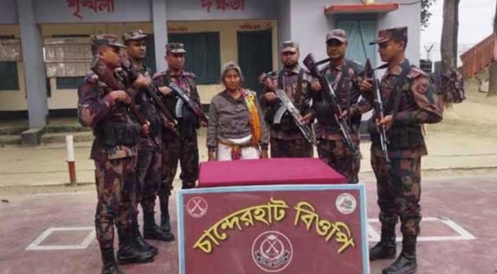 সীমান্ত পেরিয়ে ছেলে ভারতে, বিজিবির হাতে আটক বৃদ্ধা মা