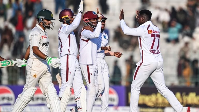 ওয়ারিক্যানের ফাইফার, তিন দশক পর পাকিস্তানে টেস্ট জয় উইন্ডিজের