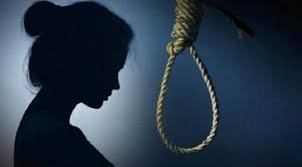 চাঁদপুরের ফরিদগঞ্জে গৃহবধূর আত্মহত্যা