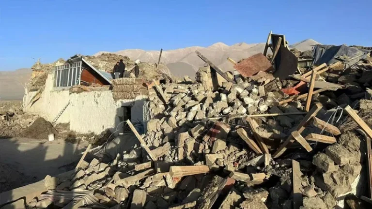 তিব্বতে শক্তিশালী ভূমিকম্পে নিহত বেড়ে ৫৩