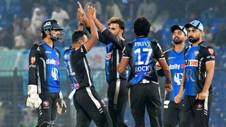 বিপিএলের প্লে-অফে আরো বিদেশি তারকা আনার ইঙ্গিত রংপুরের