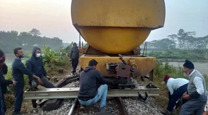 সারাদেশের সঙ্গে সিলেটের রেল যোগাযোগ বন্ধ