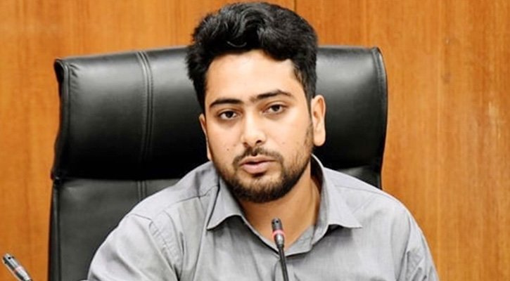 পদত্যাগ করলেন উপদেষ্টা নাহিদ ইসলাম