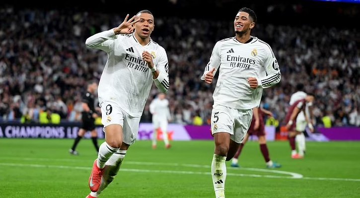 ম্যানসিটিকে হারিয়ে চ্যাম্পিয়ন্স লিগের শেষ ষোলোতে রিয়াল