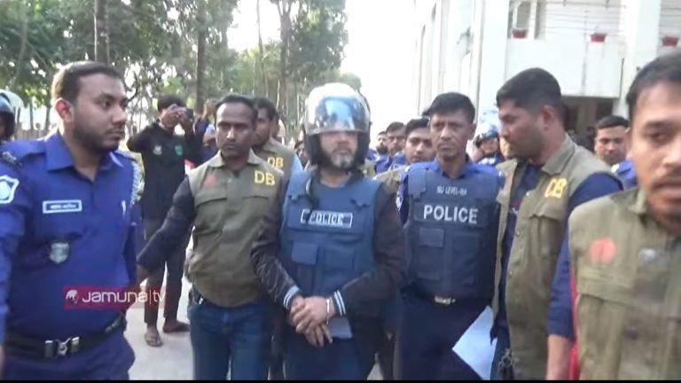 ছাত্র-জনতার ওপর হামলার দায়ে এসপি হাসনাত কারাগারে