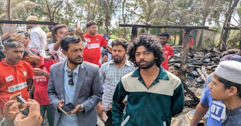 বাড়ি পুড়িয়ে দেওয়ার ঘটনায় মামলা করলেন কাফি