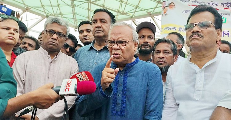 হাসিনার বিরুদ্ধে আন্দোলনেও প্রেরণা জুগিয়েছে একুশের চেতনা