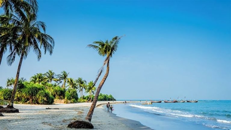 আজ থেকে ৯ মাসের জন্য বন্ধ হয়ে গেলো সেন্টমার্টিন ভ্রমণ