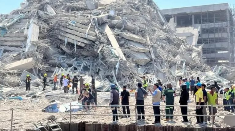 ব্যাংককে ভূমিকম্পে ভবন ধসে ৪৩ শ্রমিক নিখোঁজ, জরুরি অবস্থা ঘোষণা