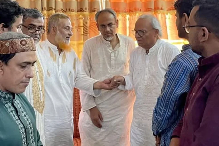 জুলাই গণঅভ্যুত্থানে শহীদ মীর মুগ্ধের বাসায় গেলেন রিজভী