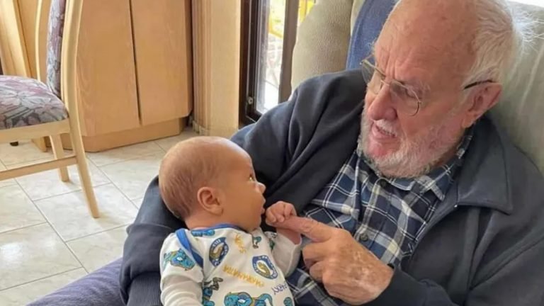 রক্ত দিয়ে ২৪ লাখ শিশুকে বাঁচানো অস্ট্রেলীয় জেমস আর নেই