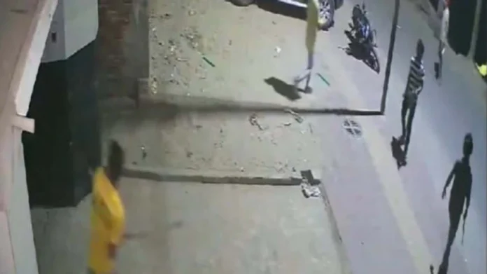 কামরাঙ্গীরচরে বিএনপির দুই পক্ষের গোলাগুলি, আহত ৫