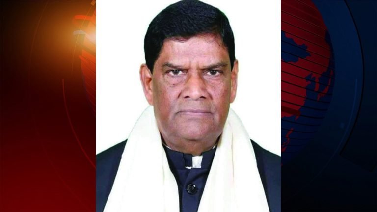 সাবেক এমপি বেনজীর ও তার স্ত্রীর বিরুদ্ধে দুদকের মামলা