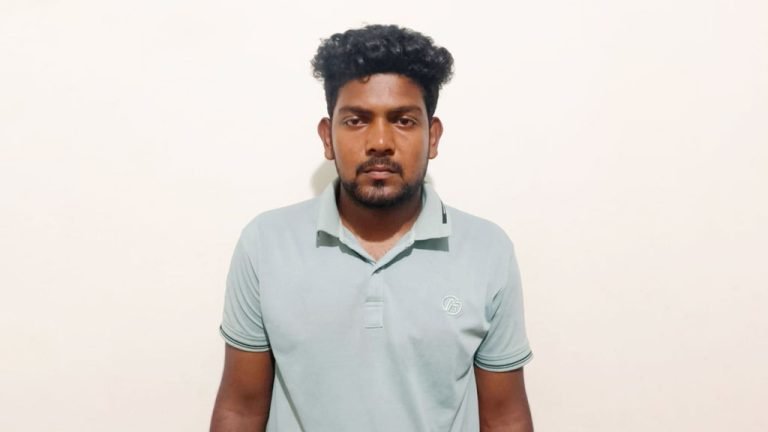 র‍্যাব পরিচয়ে নারীদের সঙ্গে প্রতারণার অভিযোগে যুবক গ্রেপ্তার