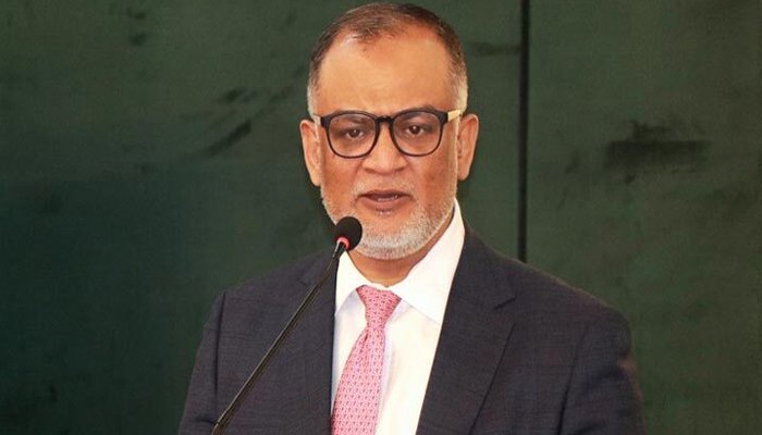 বিমান ও পর্যটন মন্ত্রণালয়ের দায়িত্ব পেলেন উপদেষ্টা শেখ বশিরউদ্দিন