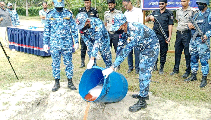 কুয়াকাটায় তিন লাখ পিস ইয়াবা জব্দ করে ধ্বংস করলো কোস্টগার্ড