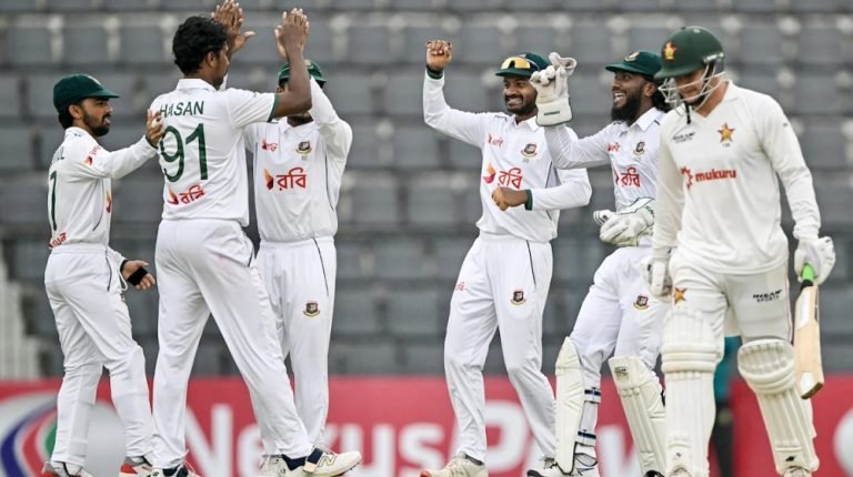 বাংলাদেশ ২৫ রানে পিছিয়ে, ২৭৩ রানে অলআউট জিম্বাবুয়ে