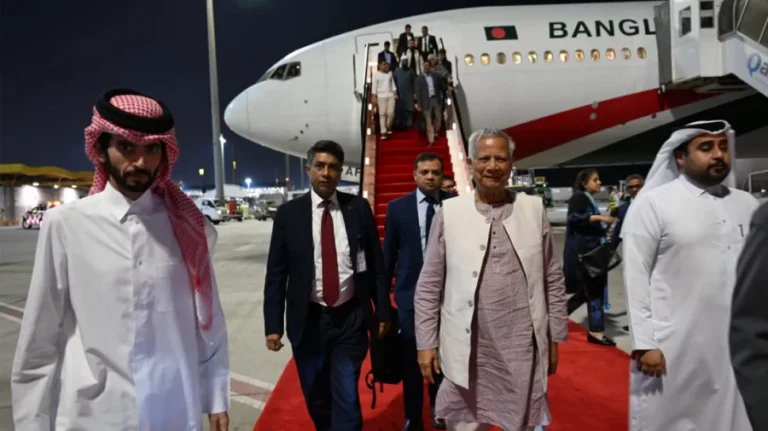 আর্থনা সম্মেলনে যোগ দিতে দোহায় পৌঁছেছেন প্রধান উপদেষ্টা