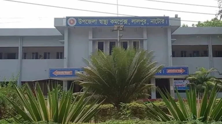 দুর্ঘটনার পর পালিয়ে গেলেন অ্যাম্বুলেন্সচালক, রোগীর মৃত্যু