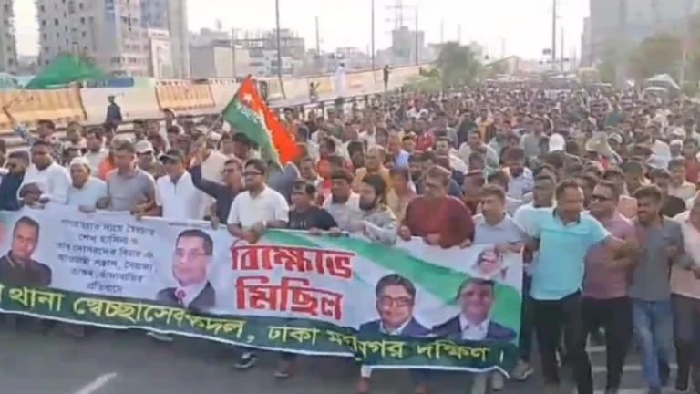 ‘৭ বছর জেল খেটেও খালেদা জিয়া দেশ ছেড়ে পালিয়ে যাননি’