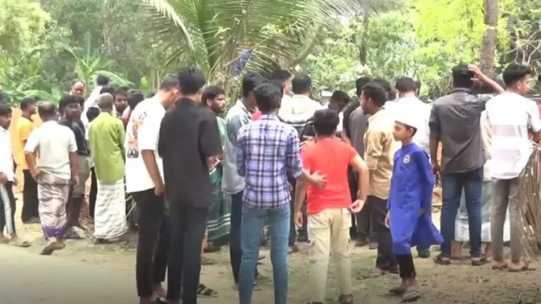 জমি নিয়ে বিরোধের জেরে শ্রমিকদল সভাপতিকে পিটিয়ে হত্যা