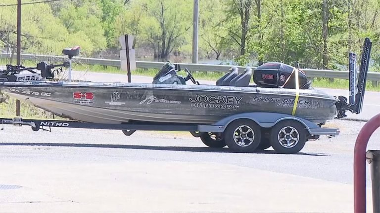 অ্যালাবামায় মাছ ধরার প্রতিযোগিতায় নৌকার সংঘর্ষ, নিহত ৩