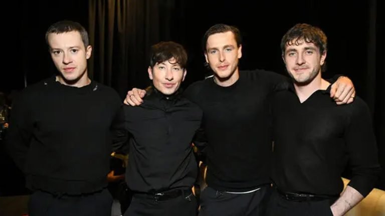 ‘দ্য বিটলস’ ব্যান্ড নিয়ে বায়োপিক নির্মাণের ঘোষণা