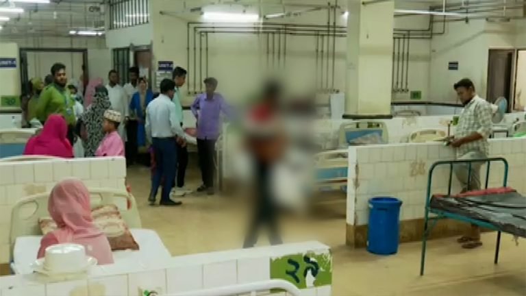 কলেজ শিক্ষার্থীকে ধর্ষণের পর হত্যার অভিযোগ, হামলার শিকার স্বজনরা