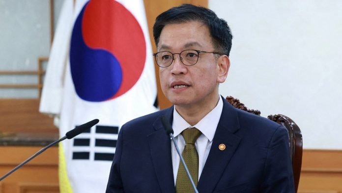 S-Korea-FM (1)