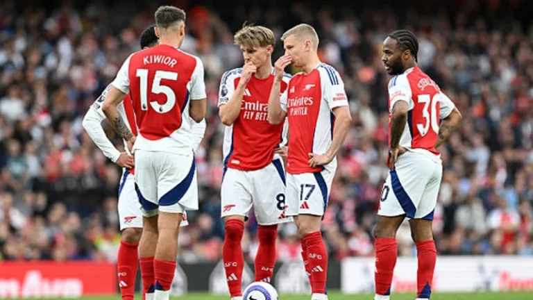 ঘরের মাঠে হতাশ করল আর্সেনাল