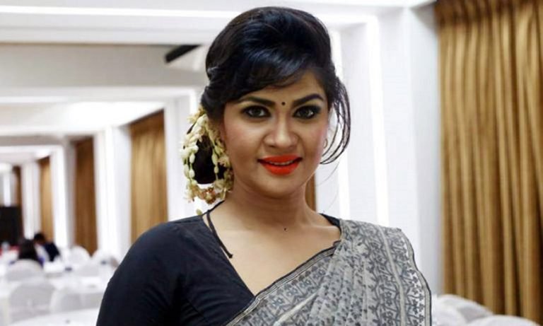 আবার চলচ্চিত্রে নিয়মিত হতে চাই : শিমলা