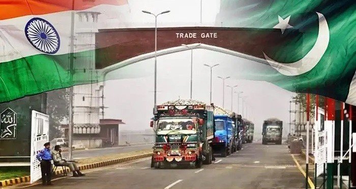 ভারতীয় পণ্য পরিবহনের সব পথ বন্ধ করল পাকিস্তান