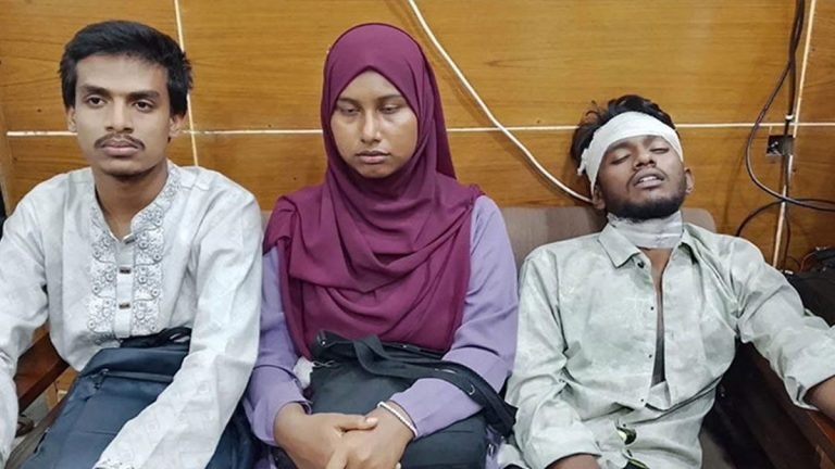 বহিষ্কৃত ছাত্রদল নেতা পেটালেন ৩ সমন্বয়কে