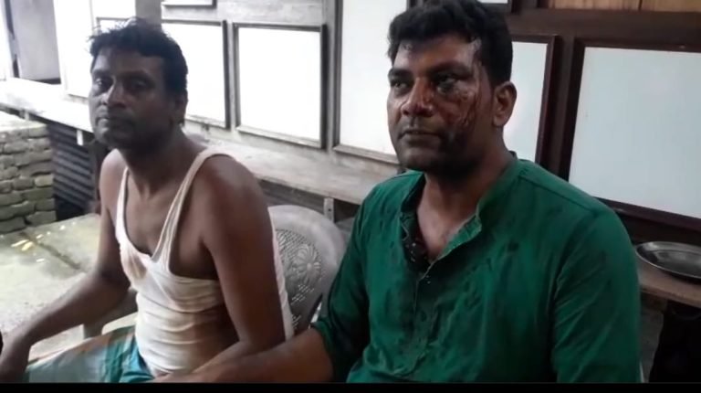 লৌহজংয়ে বাড়িতে ঢুকে দুই ভাইকে পিটিয়ে জখম