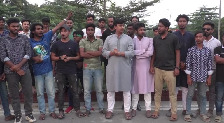 আওয়ামী লীগ নিষিদ্ধের দাবিতে ২৪ ঘণ্টার আল্টিমেটাম: উত্তরবঙ্গ ব্লকের ঘোষণা