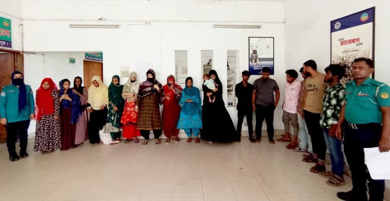 টঙ্গীতে পুলিশের মাদকবিরোধী অভিযানে আটক ৯