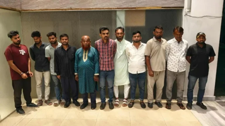 মিছিলের সময় আওয়ামী লীগের ১১ নেতাকর্মী আটক