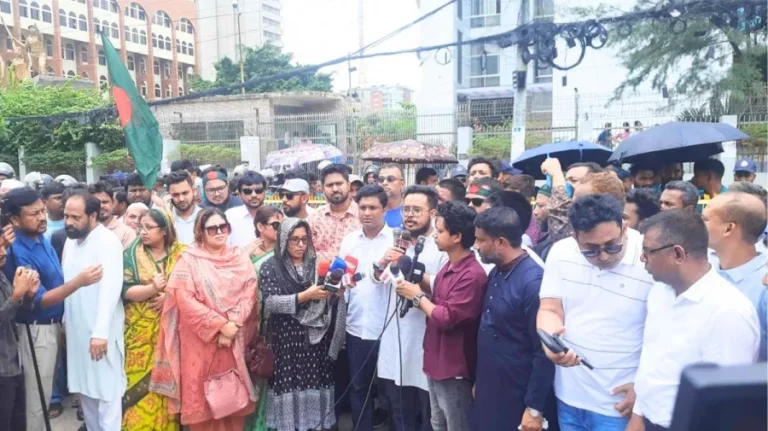 নির্বাচন ভবনের সামনে এনসিপির বিক্ষোভ সমাবেশ শুরু