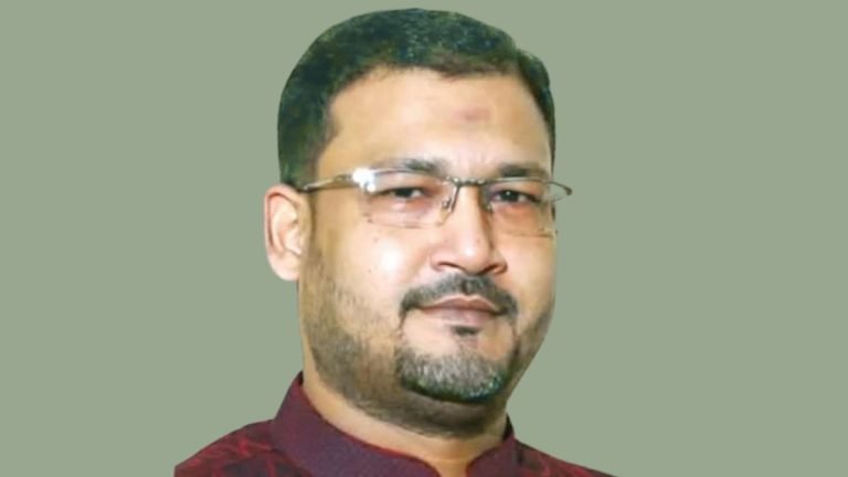 জেলগেটে আবারও গ্রেপ্তার চাঁপাইনবাবগঞ্জের সাবেক মেয়র মোখলেস